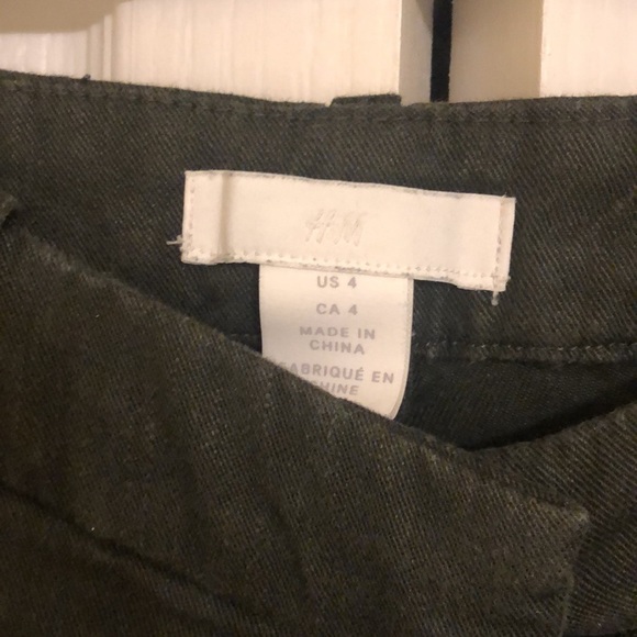 H&M | Dress Slacks | Dark Green / Forest Green - Picture 8 of 8